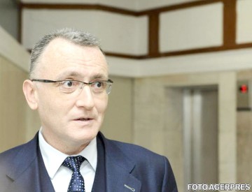 Ministrul Sorin Cîmpeanu, lămuriri despre haosul de la începutul anului şcolar: Toţi elevii vor avea manuale